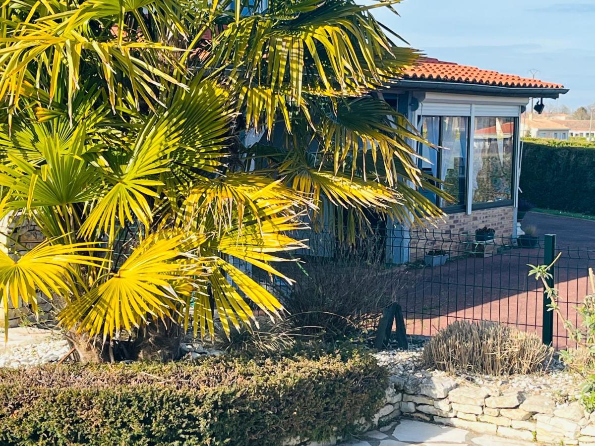 La Ligonne Bed and Breakfast Marillac Εξωτερικό φωτογραφία